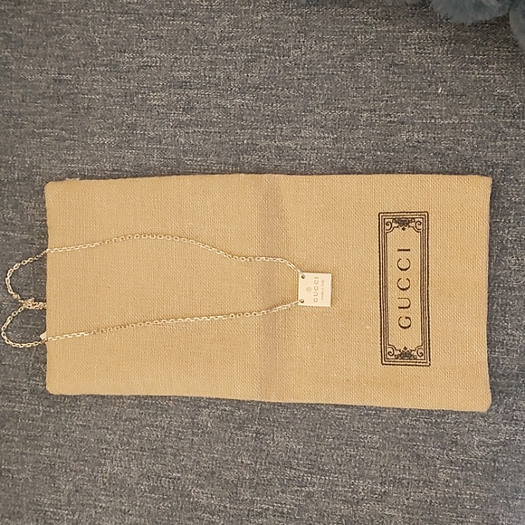 GUCCI Silver Branded Pendant Necklace - Picture 6 of 14